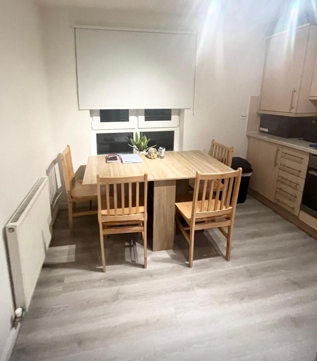 Spacious City Centre Flat Free Parking& Superfast Wifi EDI Buitenkant foto